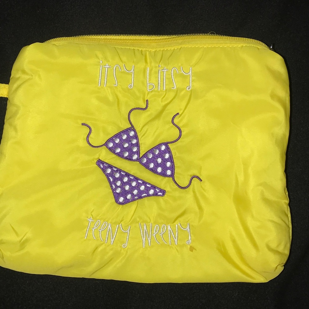 yellow beach bag💛🌊👝